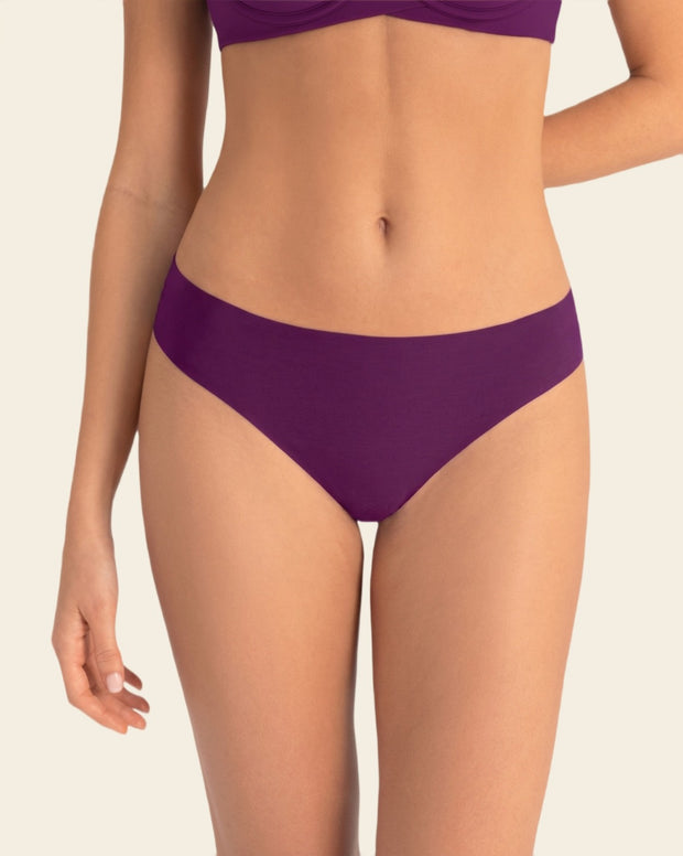 Panty brasilera invisible ultraplano sin elásticos y de pocas costuras