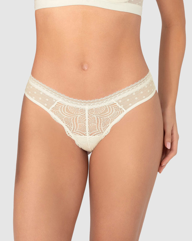 Panty tipo tanga brasilera en encaje