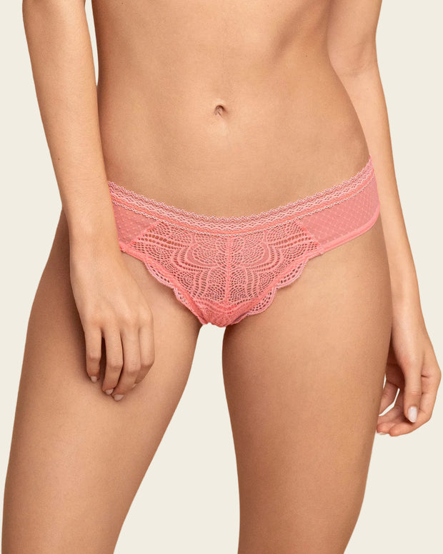 Panty tipo Tanga Brasilera en Encaje