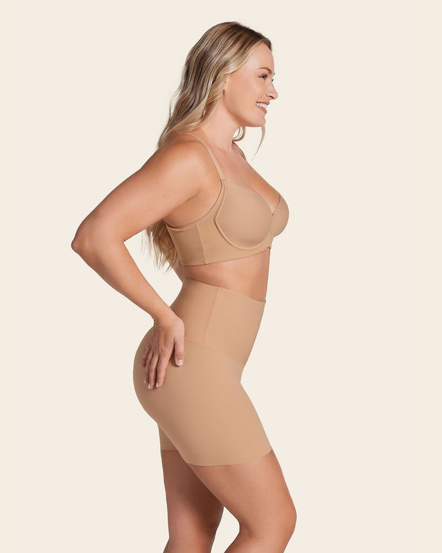 Short de control de abdomen y cintura que disimula la celulitis