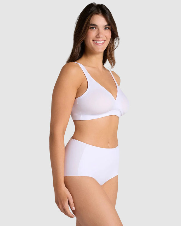 Panty clásico invisible con tela inteligente sin costuras ni elásticos