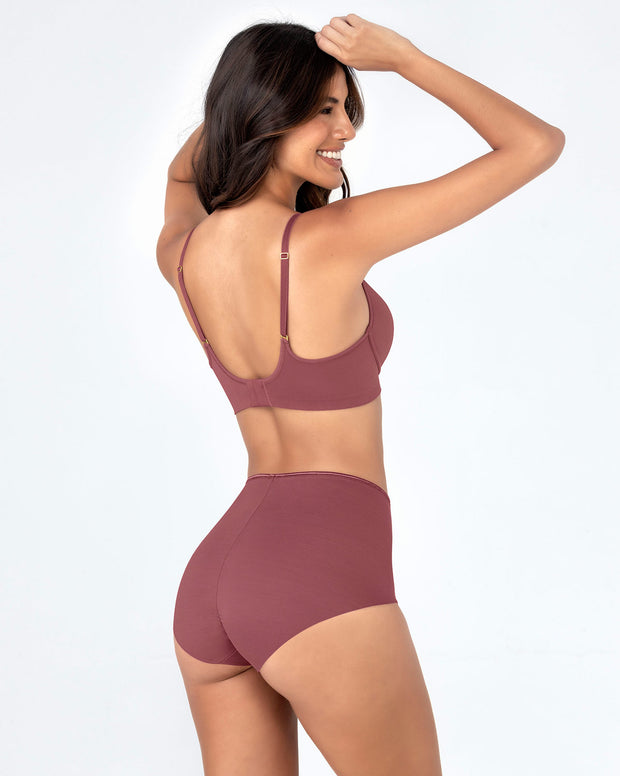 Panty clásico efecto invisible de control fuerte en abdomen