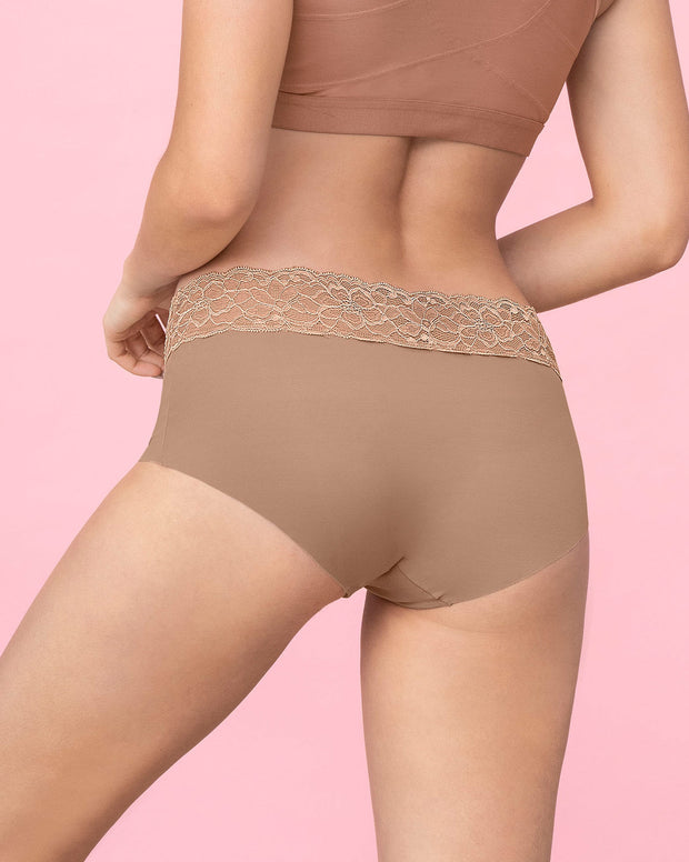 Panty hipster en tela ultraliviana con franja de encaje