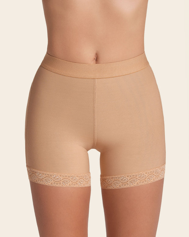 Panty faja tipo short levanta cola