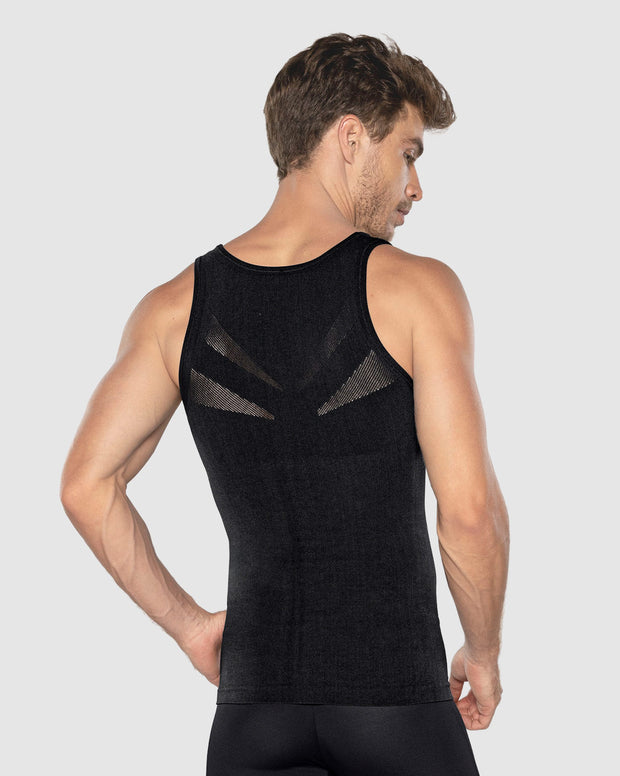 Camiseta ajustada para hombre de compresión suave en microfibra