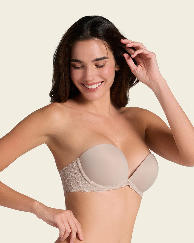 Brasier triple realce efecto 3d escote profundo