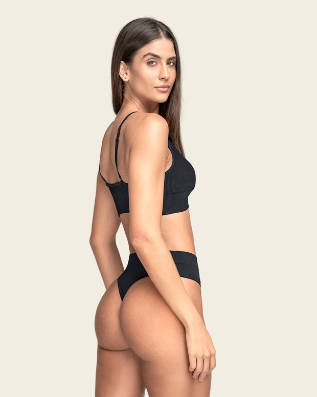 Top en tecnología seamless con textura acanalada Natural Comfort