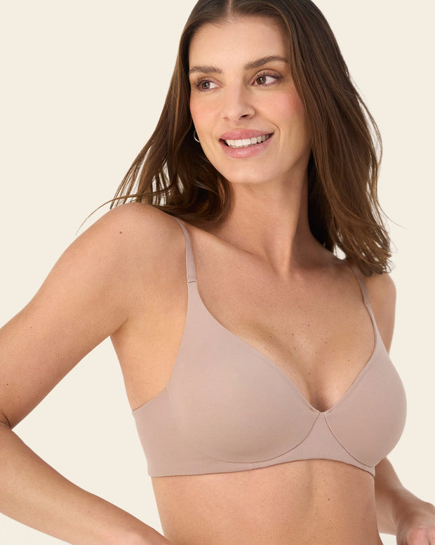 Brasier ultraligero y suave con copas en doble capa de tela