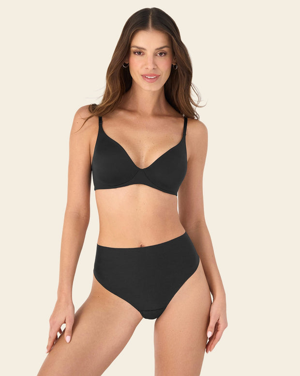Brasier ultraligero y suave con copas en doble capa de tela
