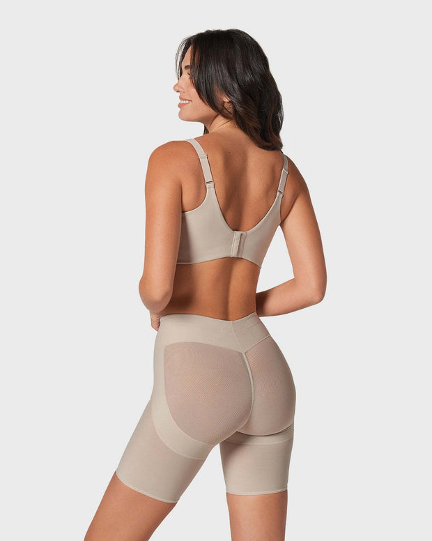 Panty faja tipo short levanta cola de control en abdomen