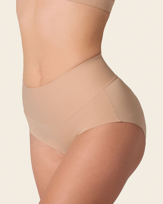 Panty clásico tiro alto de control fuerte de abdomen