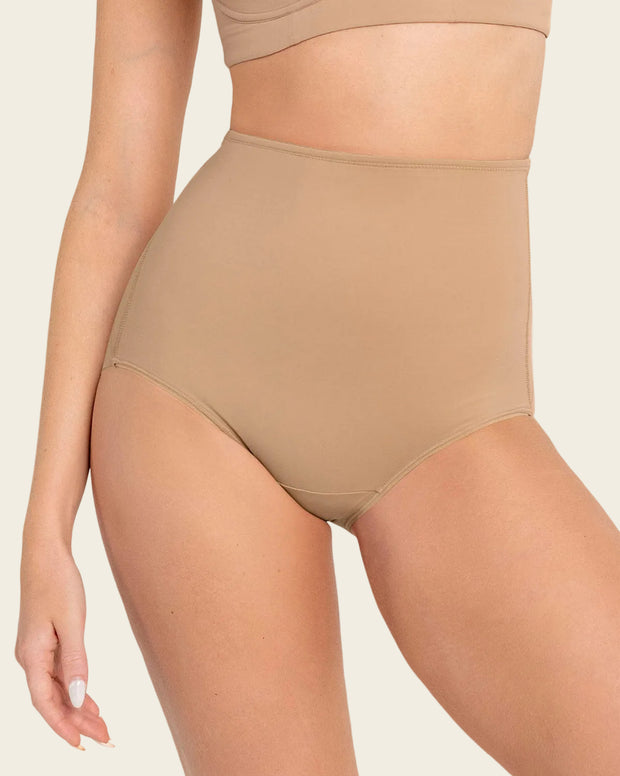Panty clásico de control fuerte, tiro extra alto