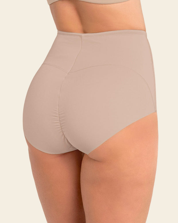 Panty clásico de control fuerte, tiro extra alto