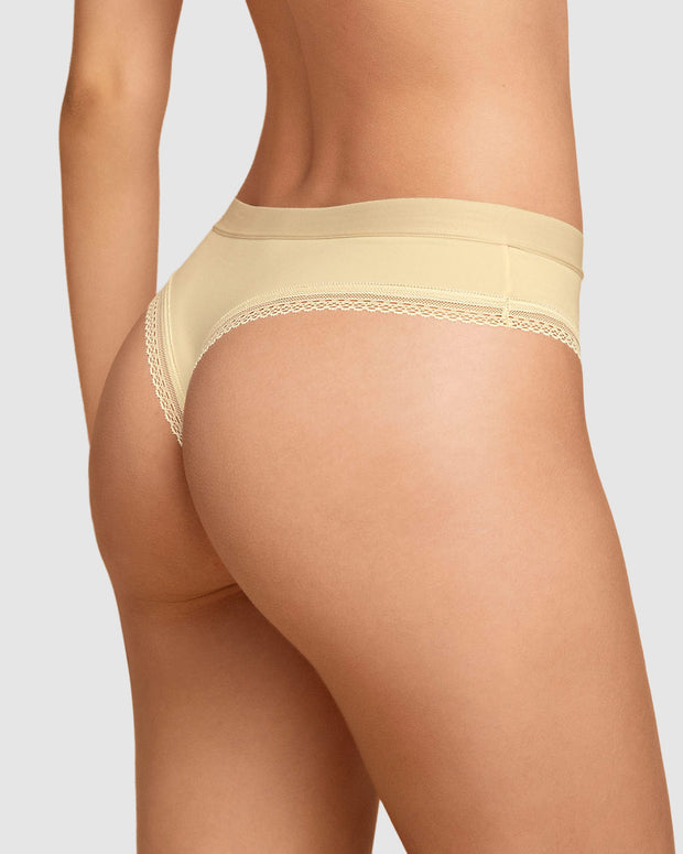 Panty brasilera Liso + Encaje