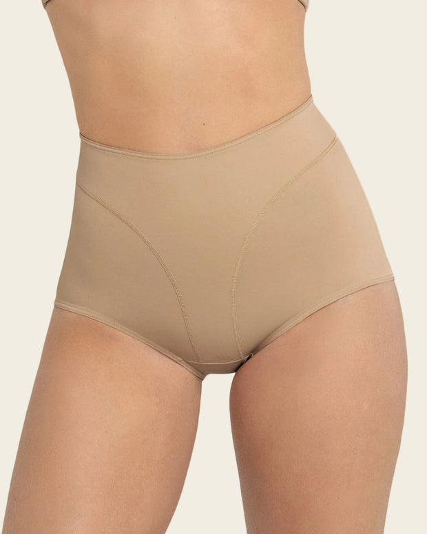 Panty clásico de control y tiro alto