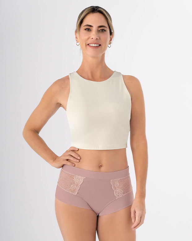 Panty clásico con detalles laterales en encaje