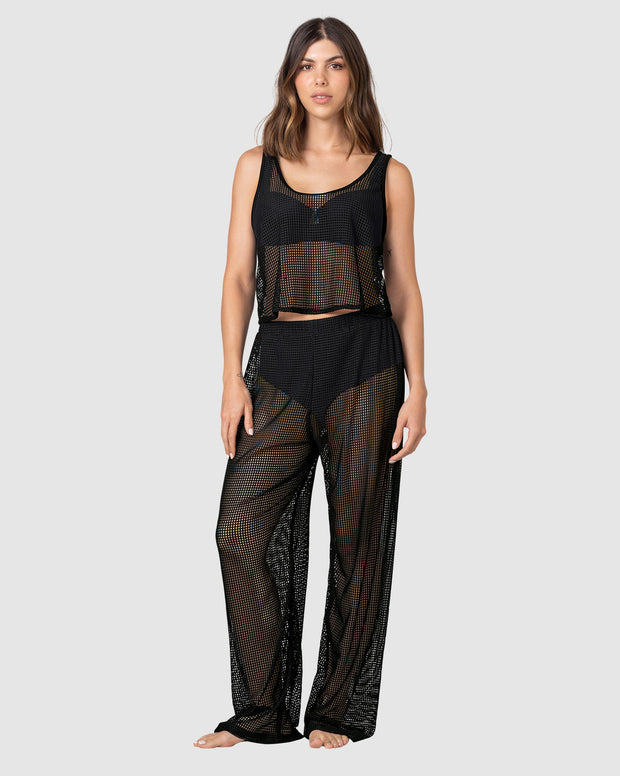 Set en malla, pantalón y camiseta