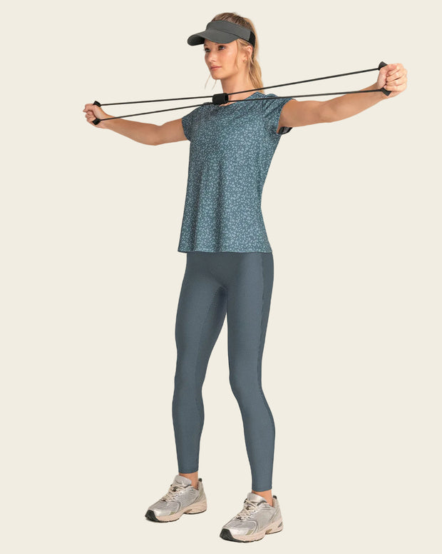 Camiseta deportiva de secado rápido y silueta semiajustada
