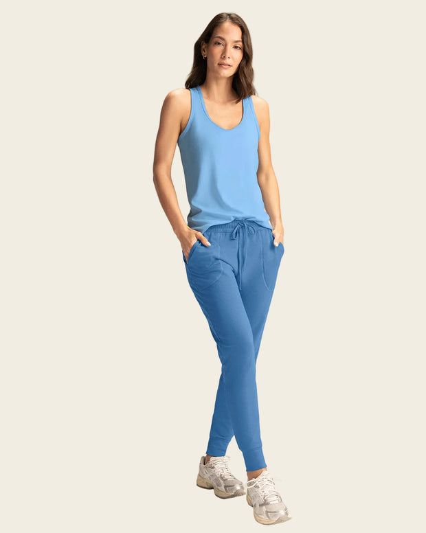 Camiseta deportiva de secado rápido y silueta semiajustada para mujer