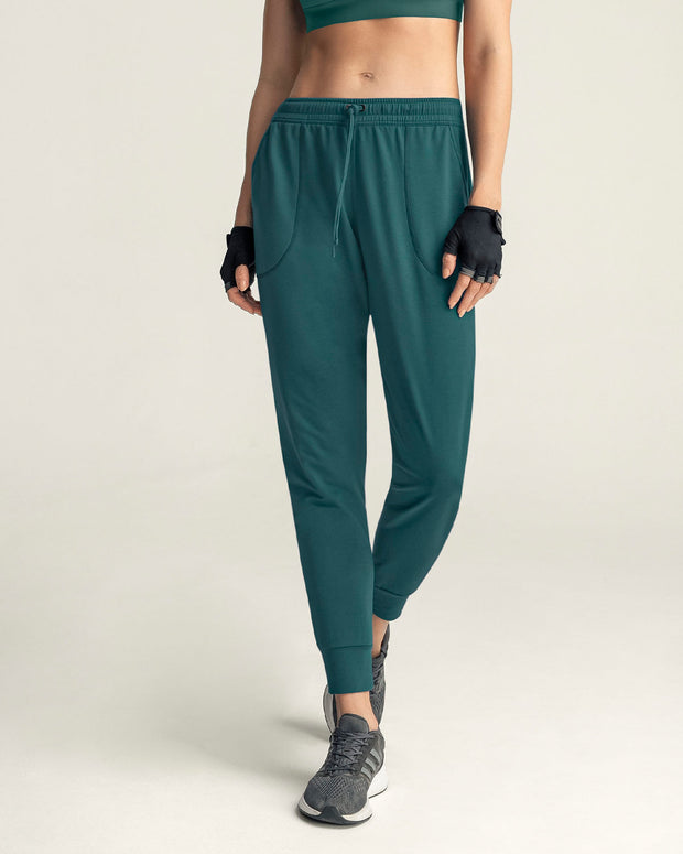 Jogger deportivo de silueta amplia con bolsillos