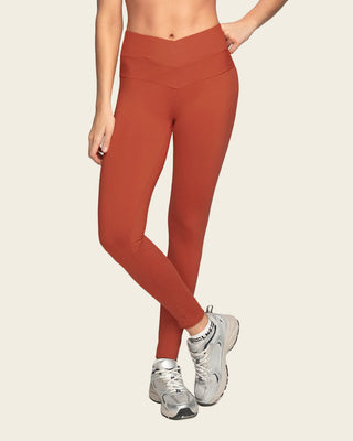 Legging deportivo de control con pretina cruzada en forma de V#color_336-rojo-canela