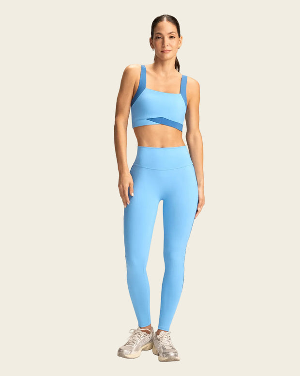 Legging deportivo de control con doble capa de tela en pretina