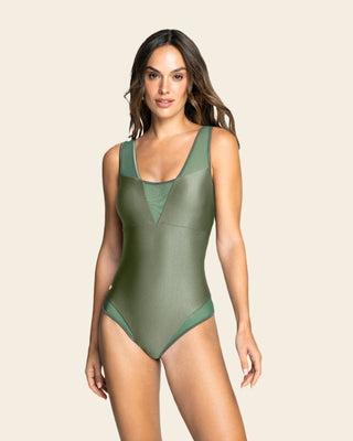 Vestido de baño entero con detalles en tul en escote y piernas#color_610-verde-medio