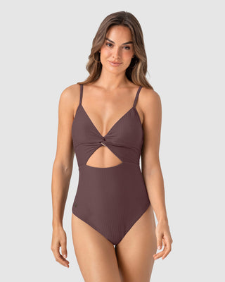 Vestido de baño entero de control suave con detalle de escote cruzado#color_c56-marron