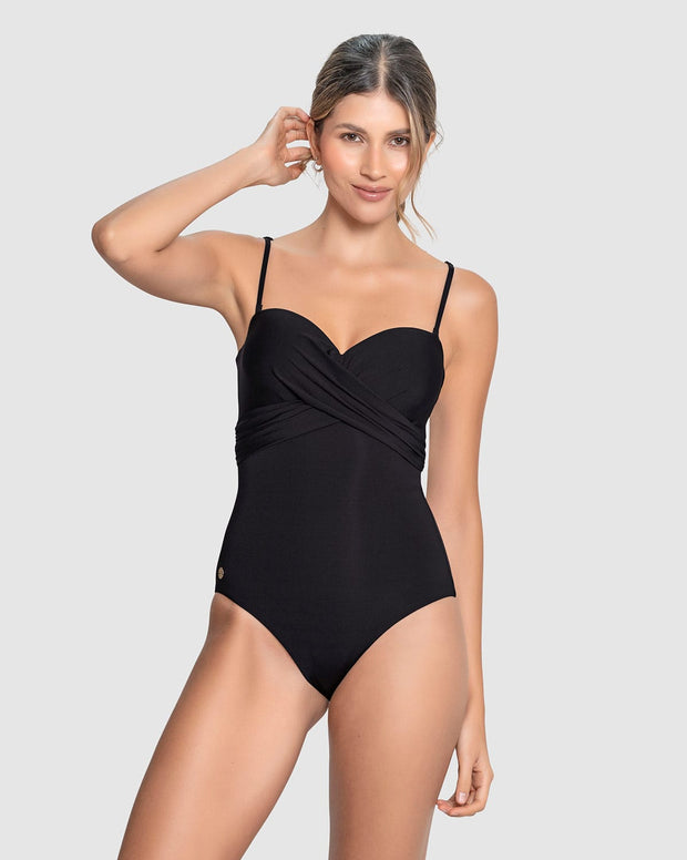 Vestido de baño strapless con realce incorporado en las copas