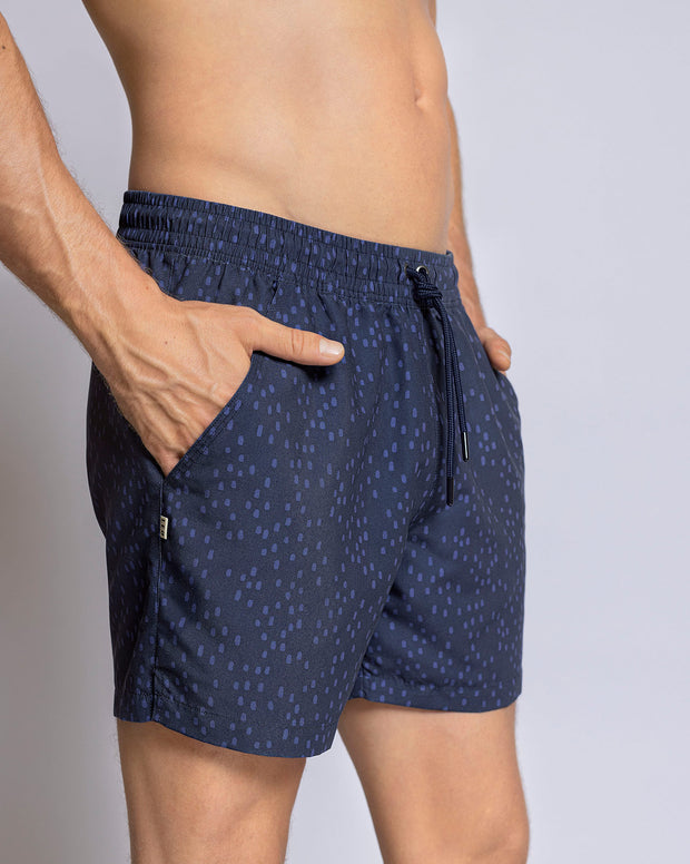 Pantaloneta de baño con malla interna y cintura ajustable