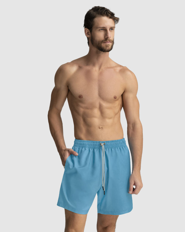Pantaloneta de baño masculina con práctico bolsillo al lado derecho