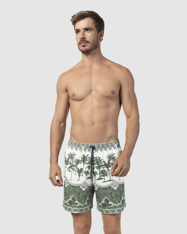Pantaloneta de baño masculina con práctico bolsillo al lado derecho