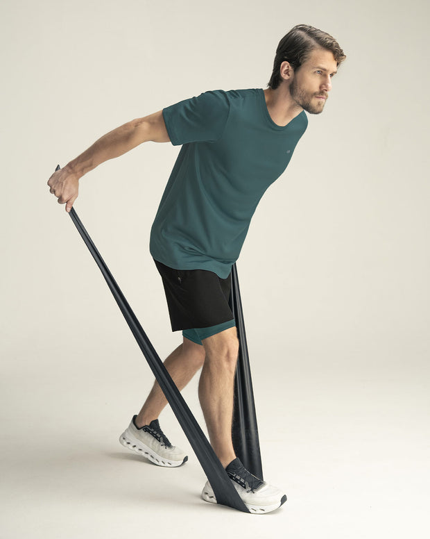 Camiseta deportiva masculina semiajustada de secado rápido