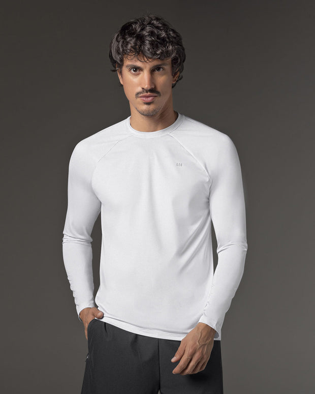 Camiseta deportiva masculina manga larga con protección UV