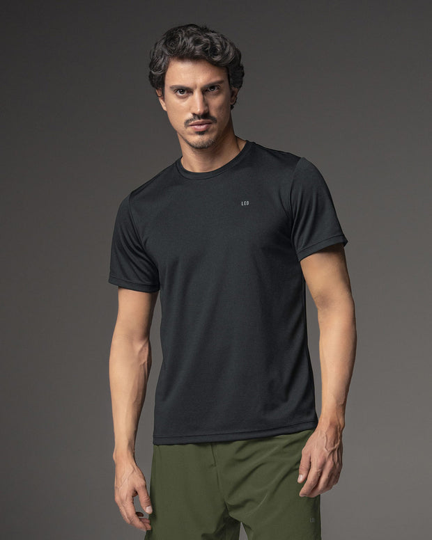 Camiseta deportiva con tela texturizada y transpirable