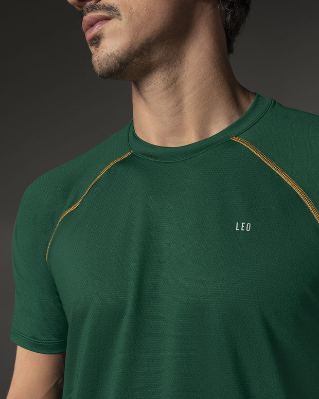 Camiseta deportiva con tela texturizada y transpirable