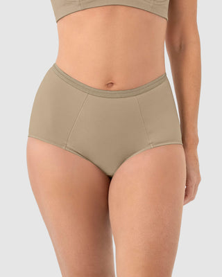 Panty clásico de control suave con excelente modelación#color_c54-verde-claro