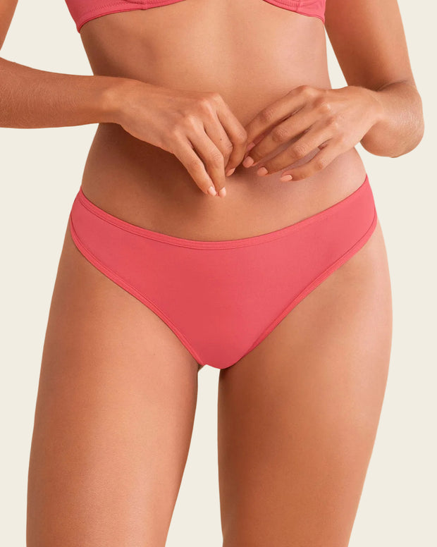 Panty estilo brasilera semidescaderado