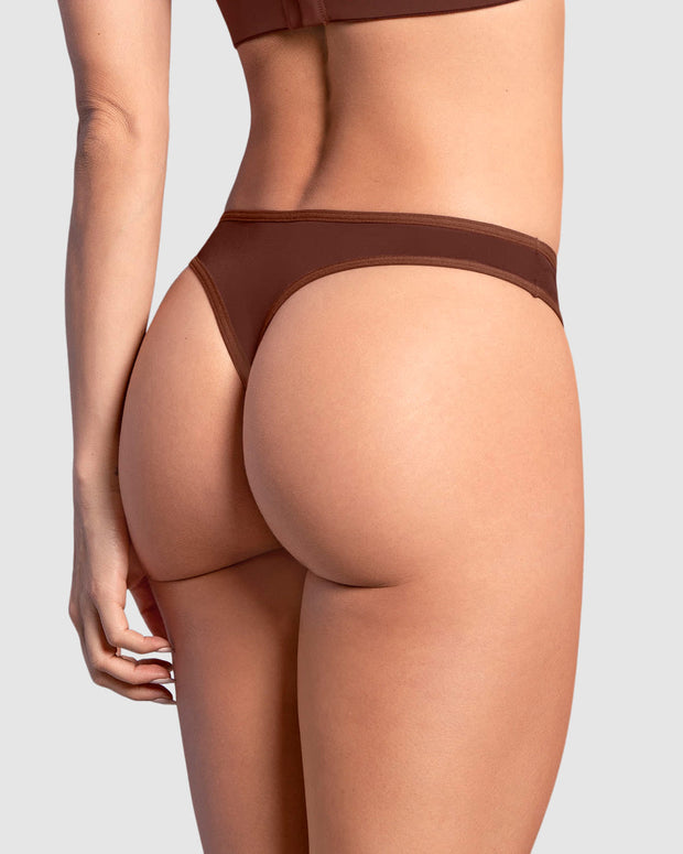 Panty estilo brasilera semidescaderado