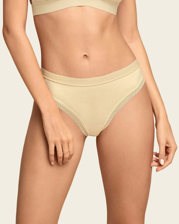 Paquete x 3 panties brasilera Liso + Encaje