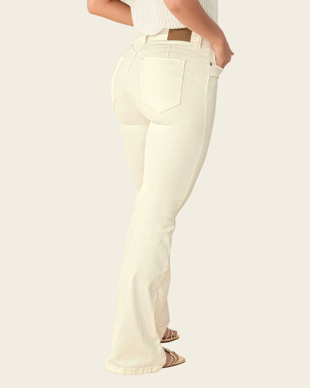 Jean levanta cola bota flare