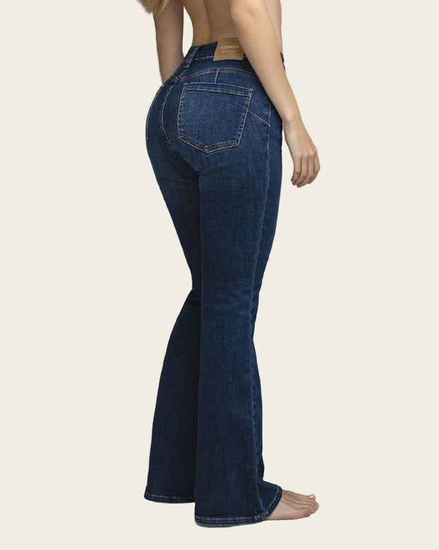 Jean levanta cola bota flare