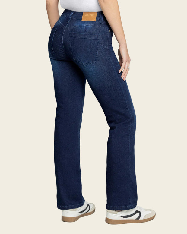 Jean levanta cola bota recta