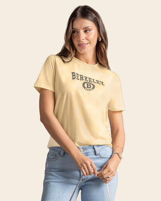 Camiseta manga corta con mensaje en el frente#color_c72-mantequilla
