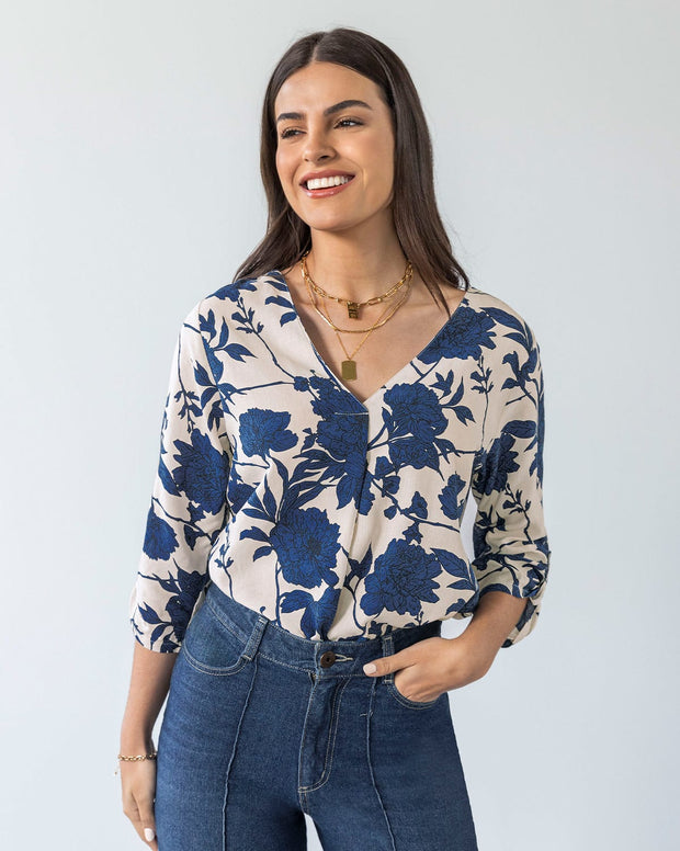 Blusa manga 3/4 con charretera no funcional