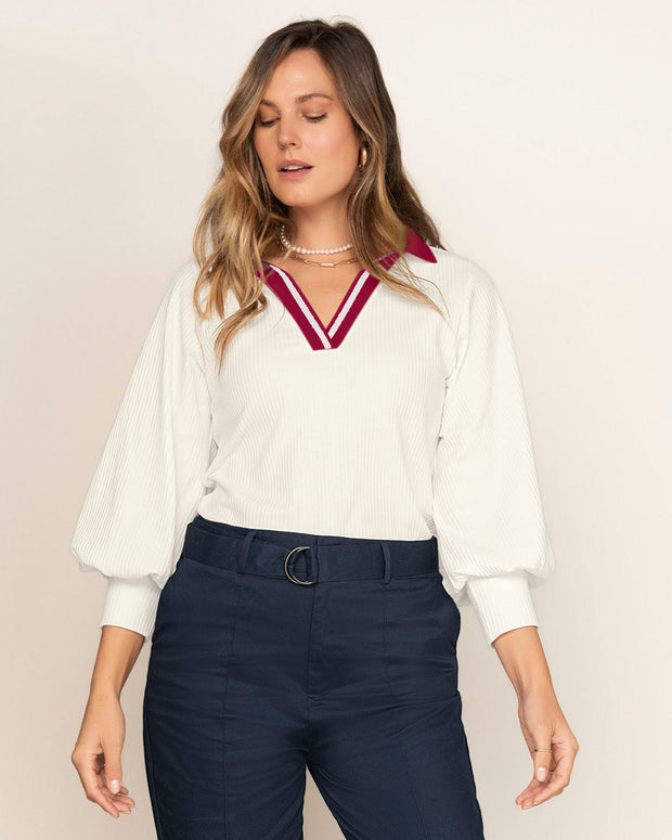 Camiseta manga larga con cuello tejido y tela acanalada
