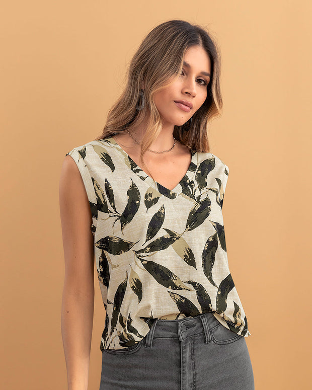 Camiseta manga sisa con estampado tropical