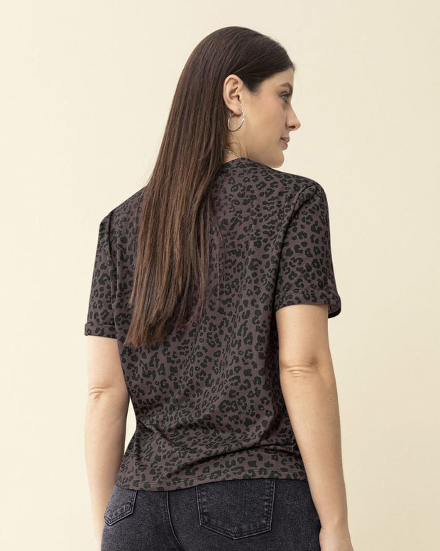 Camiseta manga corta estampada con dobladillo en manga