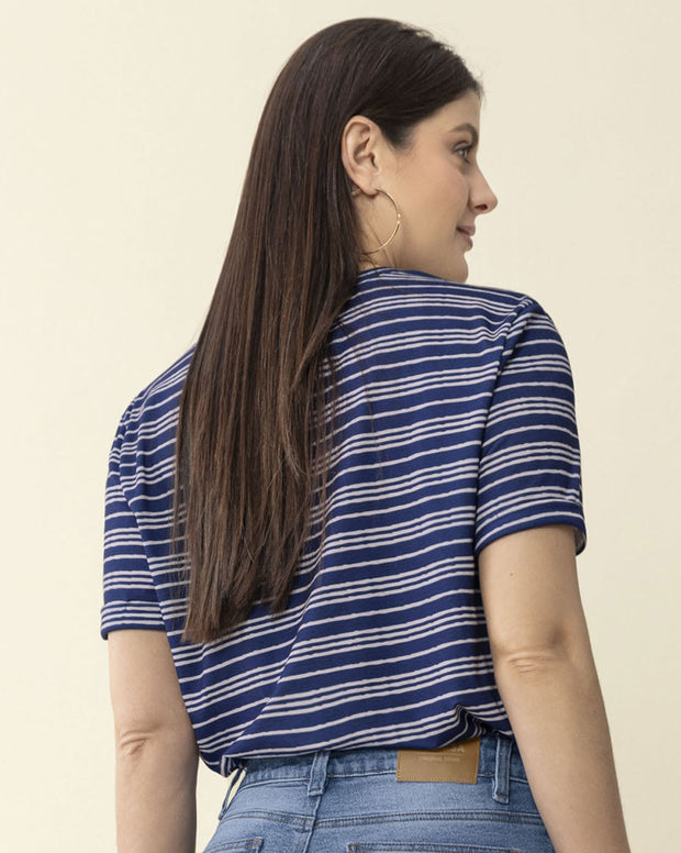 Camiseta manga corta estampada con dobladillo en manga