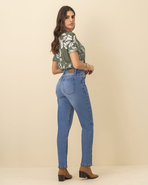 Camiseta manga corta estampada con dobladillo en manga